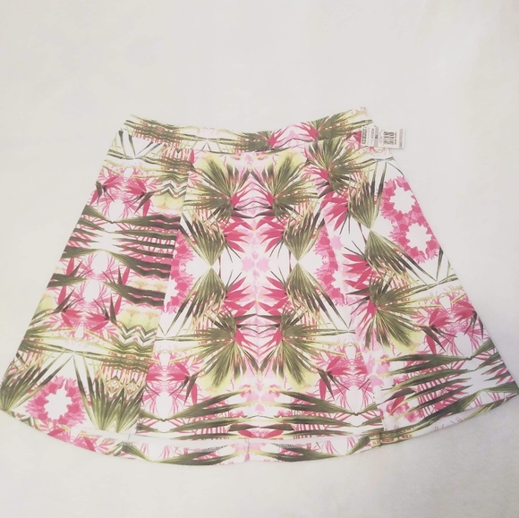 Inc NWT Tropical Print Skirt Size 1X - Picture 2 of 5